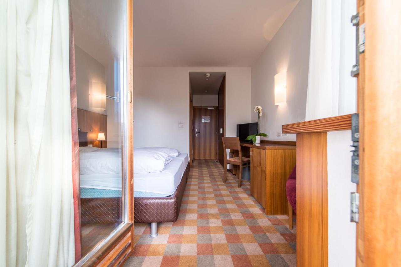 Hotel Tubris Κάμπο Τούρες Εξωτερικό φωτογραφία